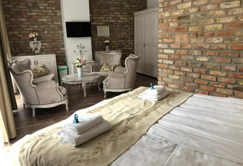 تختخواب و صبحانه Villa Bella