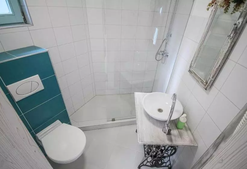 تختخواب و صبحانه Villa Bella
