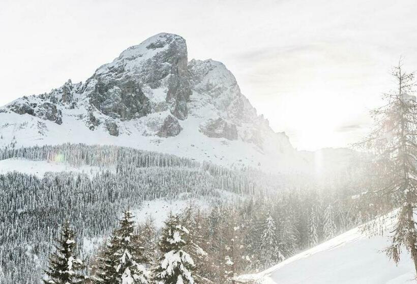 فندق La Majun Fornellahof