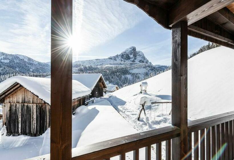 فندق La Majun Fornellahof