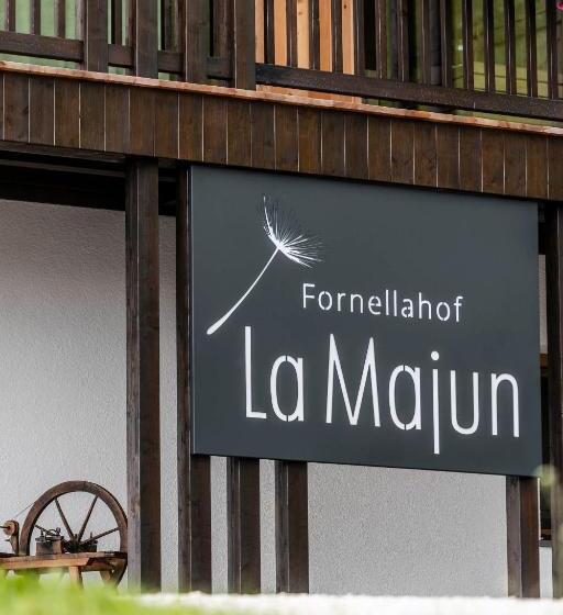 فندق La Majun Fornellahof