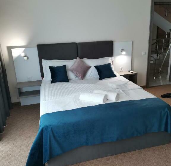 בית מלון כפרי Vila Blue Salin