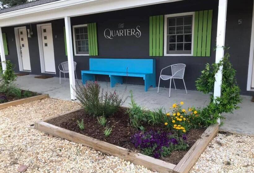 Мотель The Quarters At Pier450