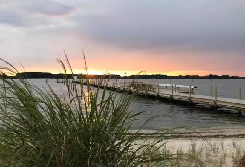 Motelli The Quarters At Pier450