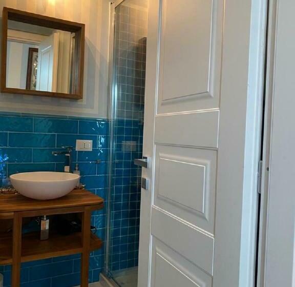 بنسيون Regal House Anzio 2