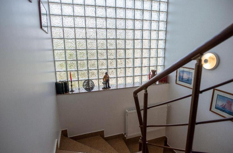 פנסיון Vila Jean Bart