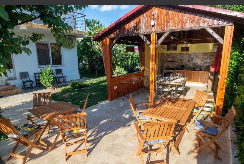 פנסיון Vila Jean Bart