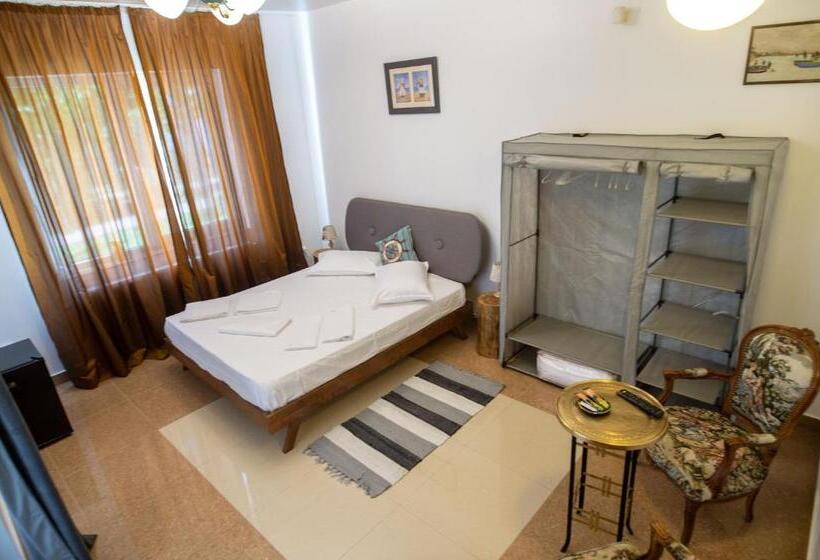 פנסיון Vila Jean Bart