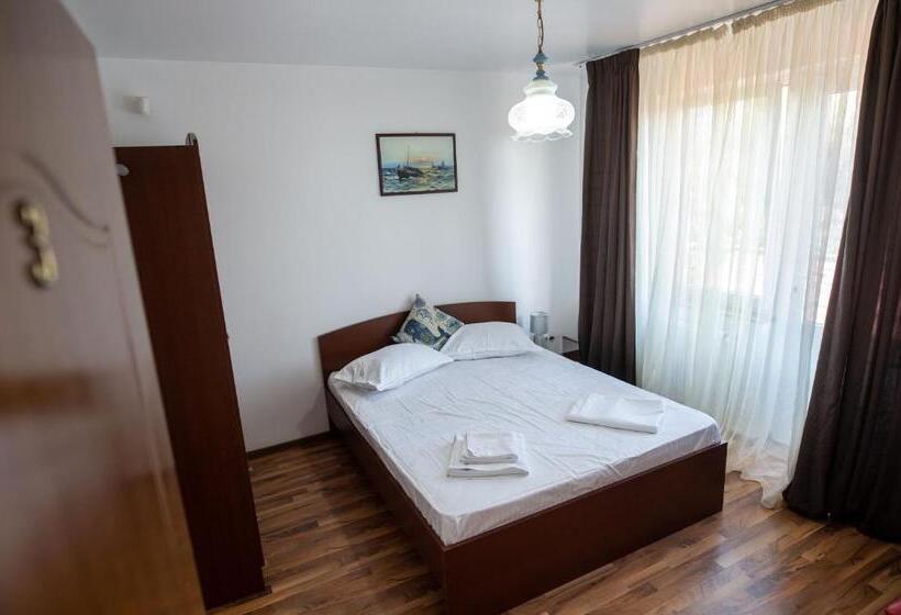 פנסיון Vila Jean Bart