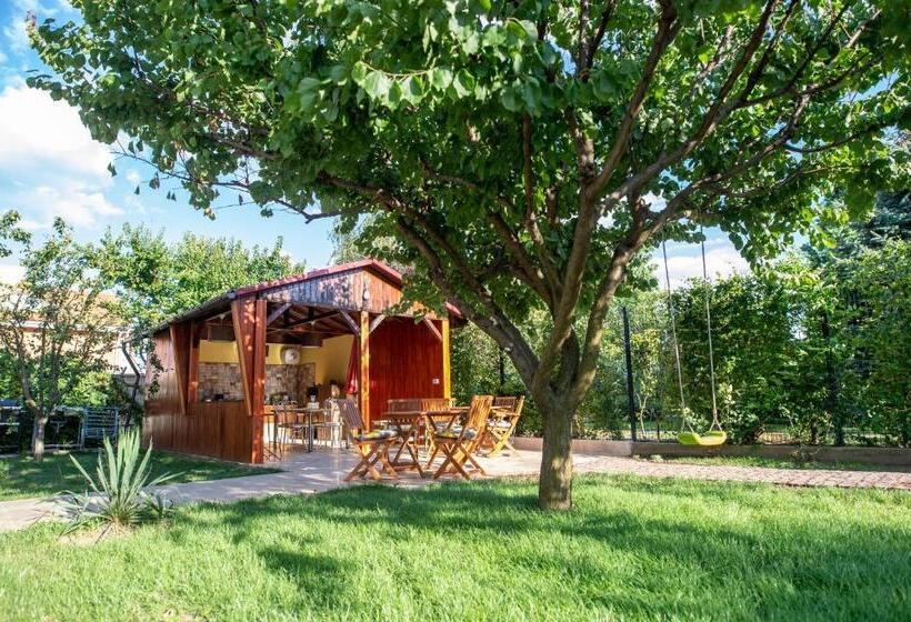 פנסיון Vila Jean Bart