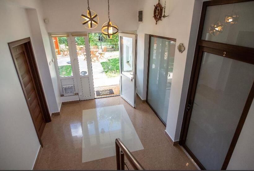 פנסיון Vila Jean Bart