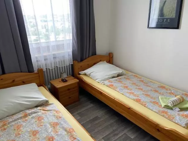ペンション Monteurswohnung Zimmerfrei Marktheidenfeld