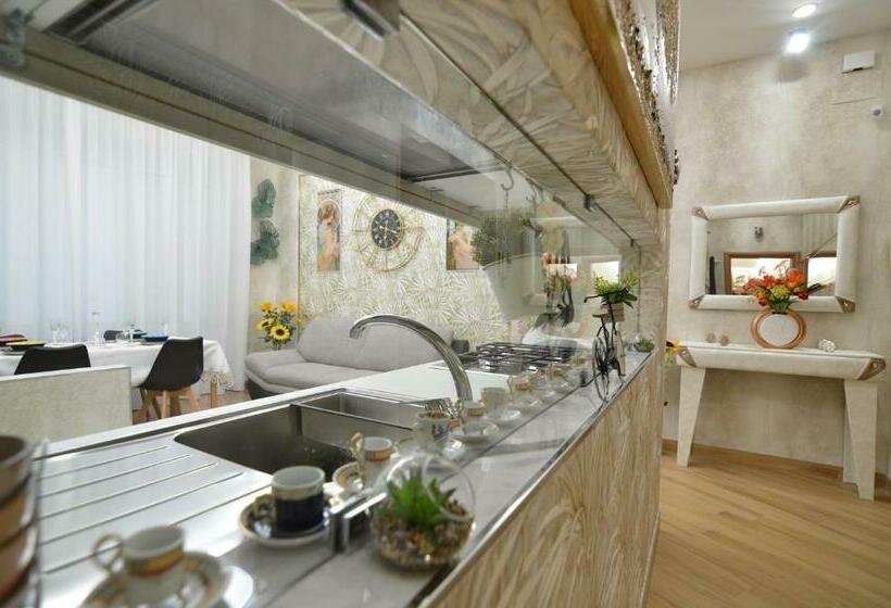 تختخواب و صبحانه Caserta Deluxe Bis