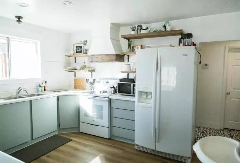 Aamiaismajoitus (B&B) Happy Trails Bnb