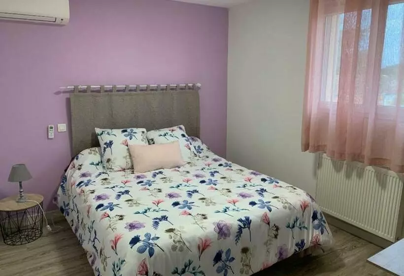 ベッドアンドブレックファースト Les Chambres De L Archange