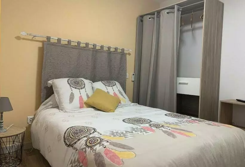 ベッドアンドブレックファースト Les Chambres De L Archange