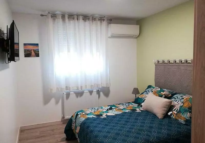 ベッドアンドブレックファースト Les Chambres De L Archange