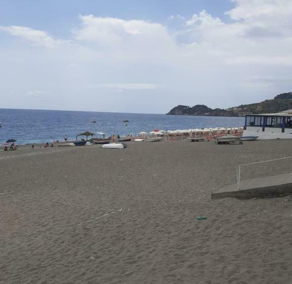 Bed and Breakfast Mare Nostrum Luxury Suite