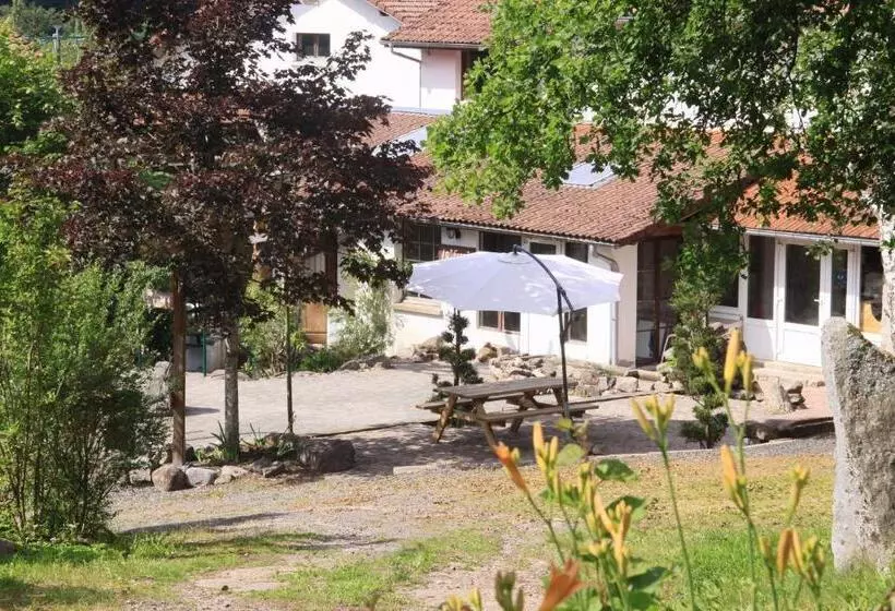 ホテル Notre Dame Des Monts