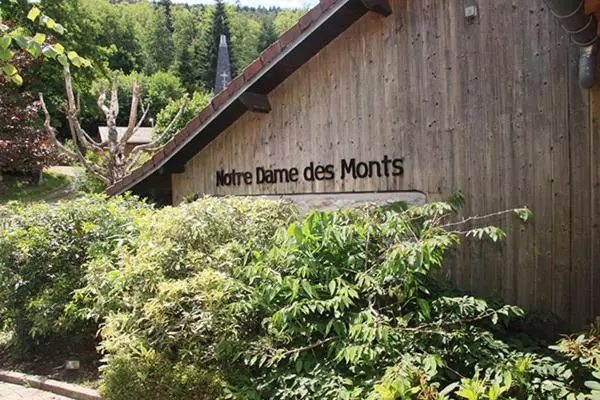 ホテル Notre Dame Des Monts