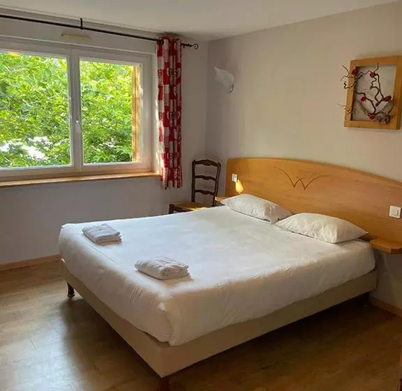 ホテル Notre Dame Des Monts