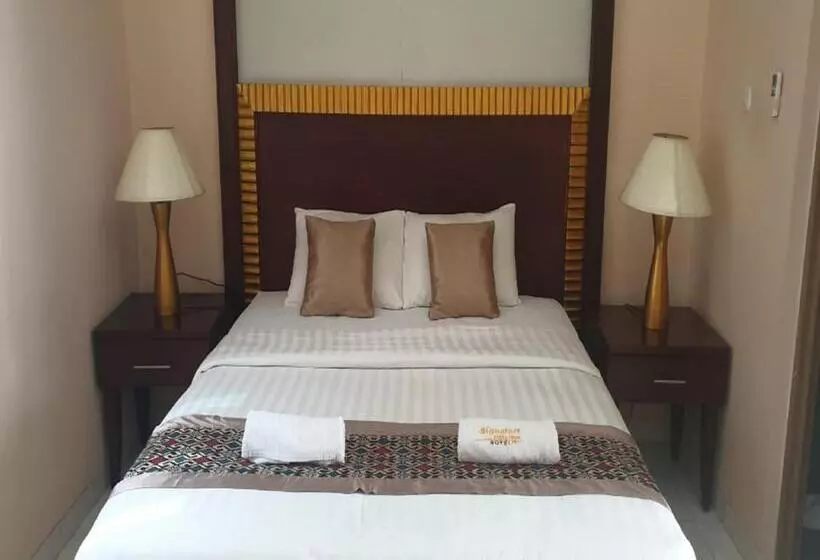 Hotelli Signature Mandala Kencana