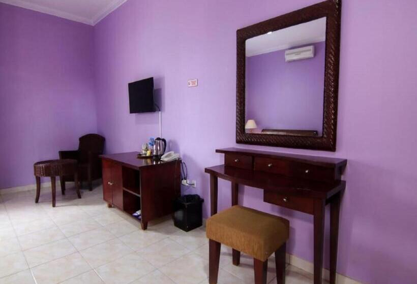 בית מלון כפרי Signature Mandala Kencana