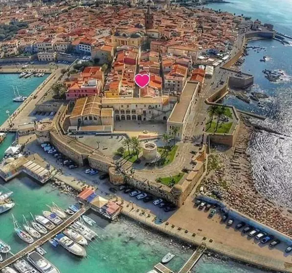 پانسیون Alghero Old Town Apartment