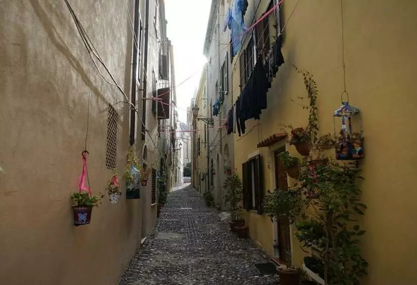 پانسیون Alghero Old Town Apartment