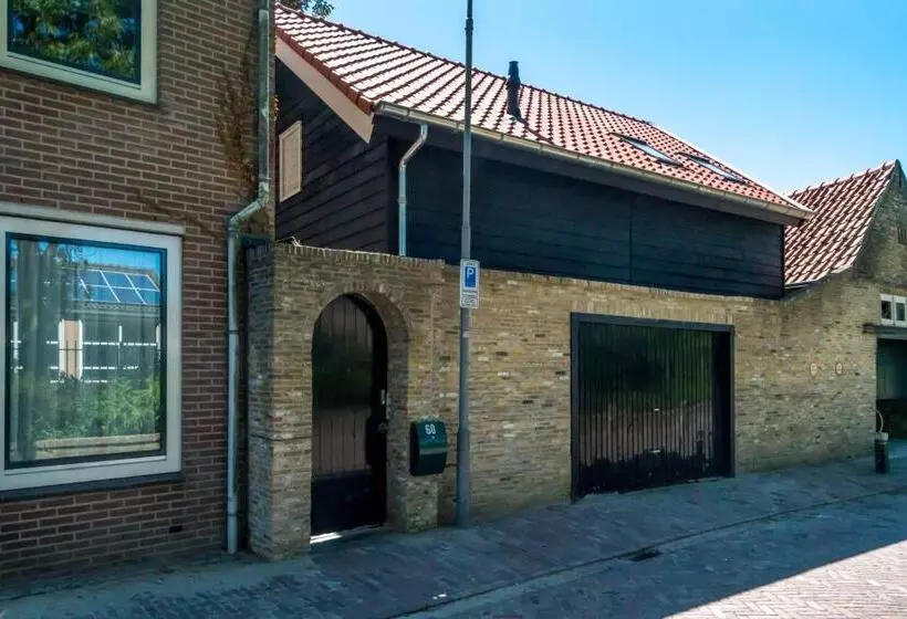 Majatalo Job Baster Huisje