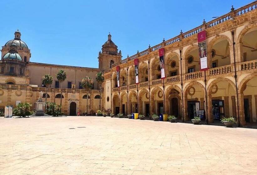 Пансион Seacily House