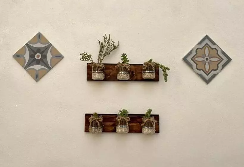 Majatalo Seacily House