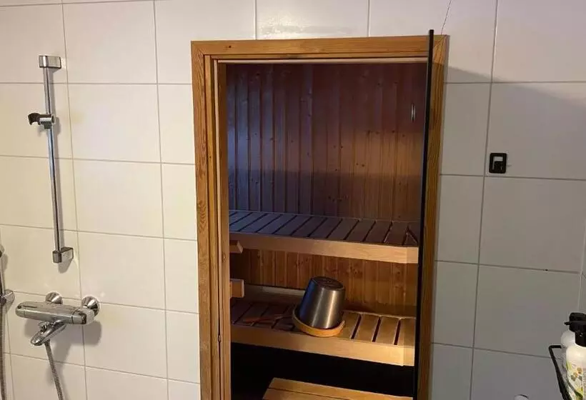 Majatalo Taloylläs, Huonemajoitus