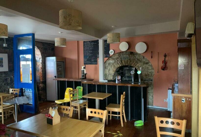 Room 2 Camp Street B&b & Self Catering