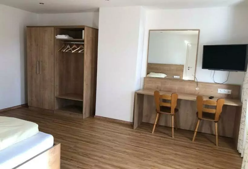 Retkeilymaja Fischerhof