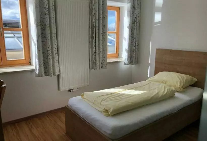 Retkeilymaja Fischerhof