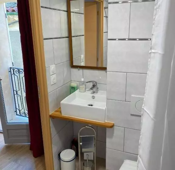 ベッドアンドブレックファースト Hostel Le Diablotin