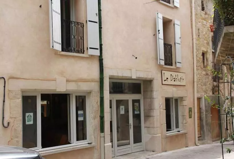 ベッドアンドブレックファースト Hostel Le Diablotin