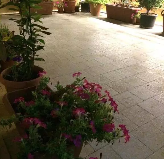 Aamiaismajoitus (B&B) Il Terrazzo Del Pittore