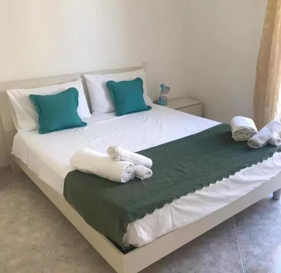 Aamiaismajoitus (B&B) Il Terrazzo Del Pittore