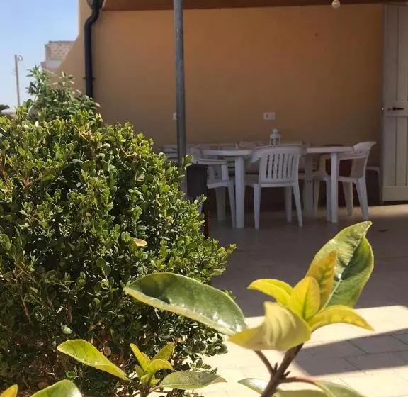 Aamiaismajoitus (B&B) Il Terrazzo Del Pittore