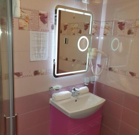 بنسيون Casa Stefandra