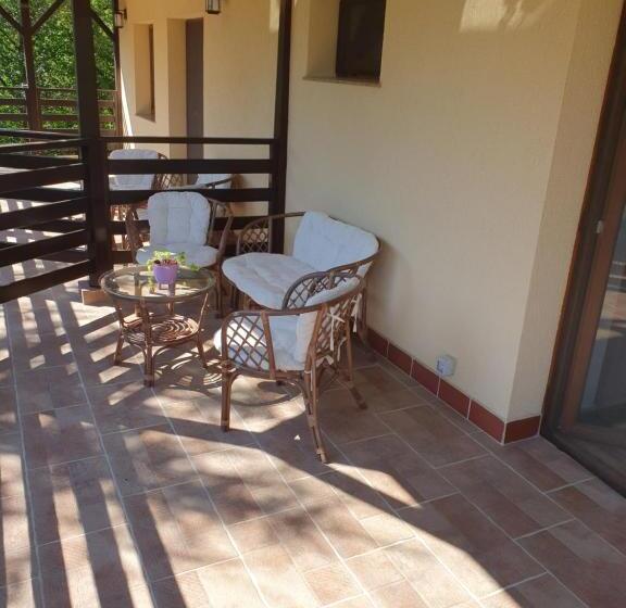 بنسيون Casa Stefandra