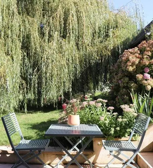 پانسیون L Herbe Haute