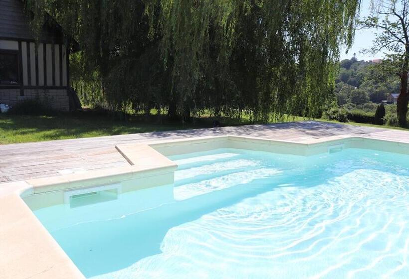 膳宿费 L Herbe Haute