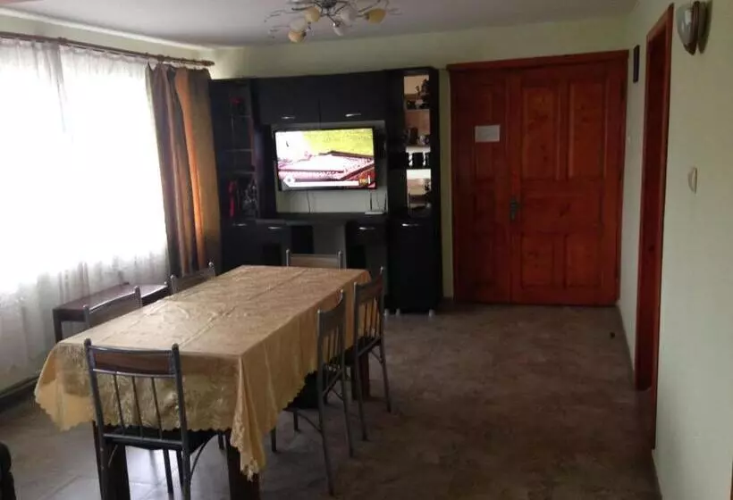 پانسیون Vila Cristina 2