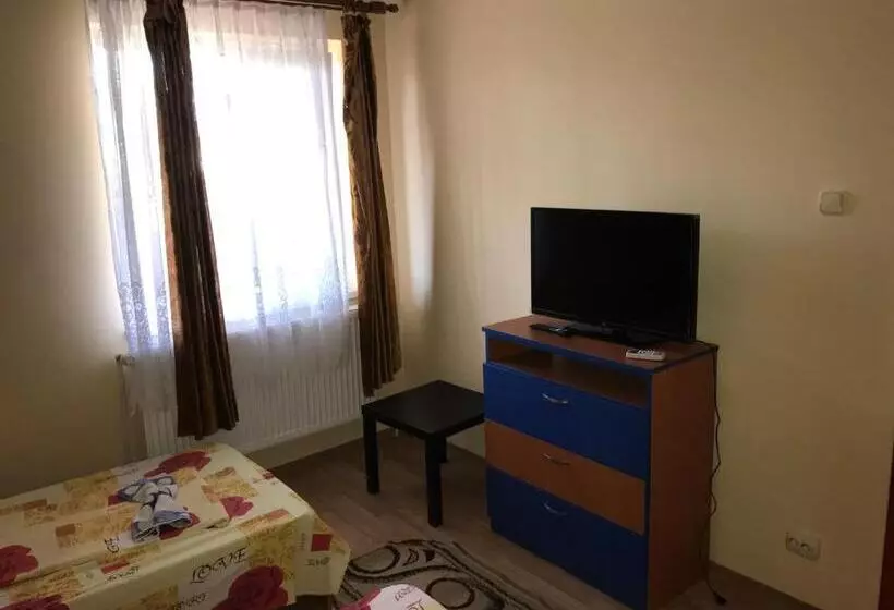 پانسیون Vila Cristina 2