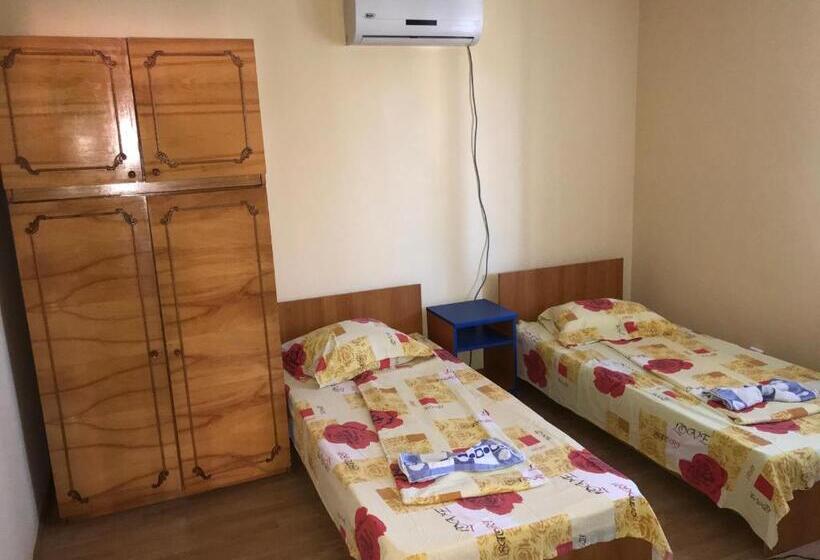 بنسيون Vila Cristina 2