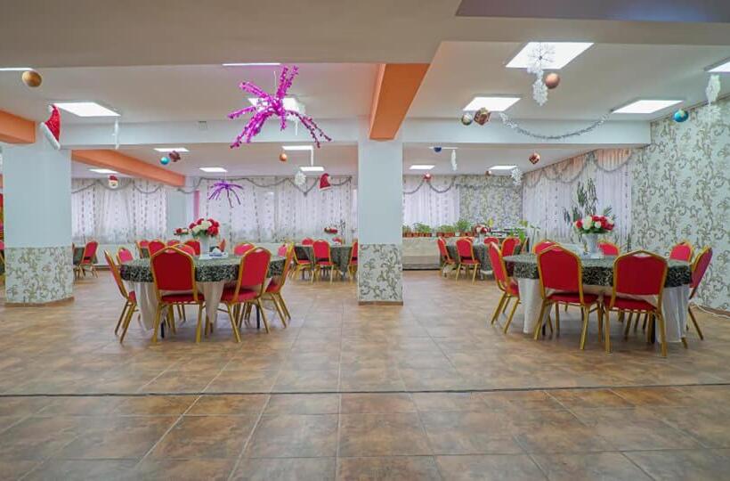 پانسیون Vila Muntii Bucegi & Spa