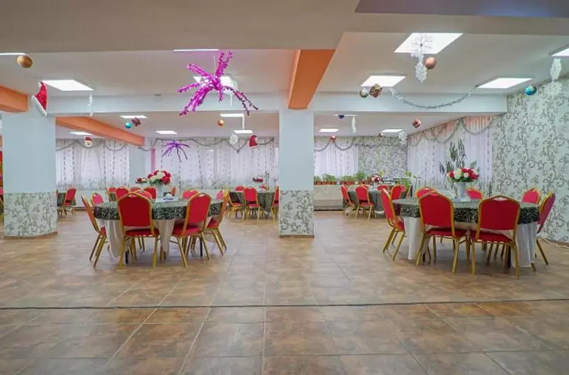 ペンション Vila Muntii Bucegi & Spa